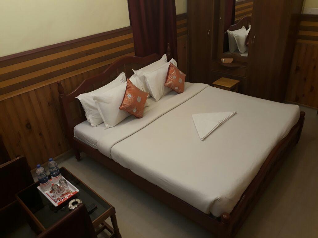 Yogi Residency Hotel Kodaikanal Buitenkant foto